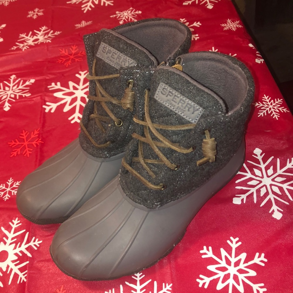 Sperry duck boots